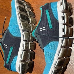 On Running Shoes Womens 10 | EUR 42